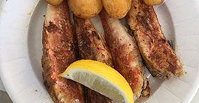 Baraque à sardines St Gilles Croix de vie - Rougets barbet grillés à la plancha
